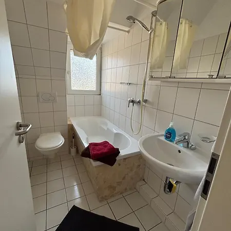 Gemuetliche Ruhig Dennoch Gut Angebunden Appartement *